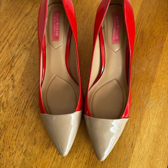 ISAAC MIZRAHI | Spectator Pumps | Sz 8.5 - Picture 3 of 9